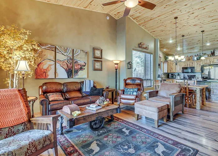 Rustic Retreat W/ Spacious Deck In Show Low! Ferienhaus