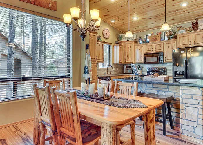Rustic Retreat W/ Spacious Deck In Show Low! Ferienhaus