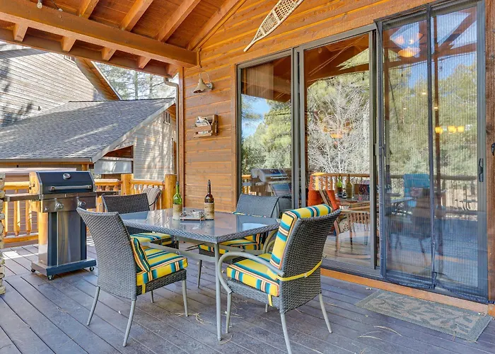Rustic Retreat W/ Spacious Deck In Show Low! Show Low